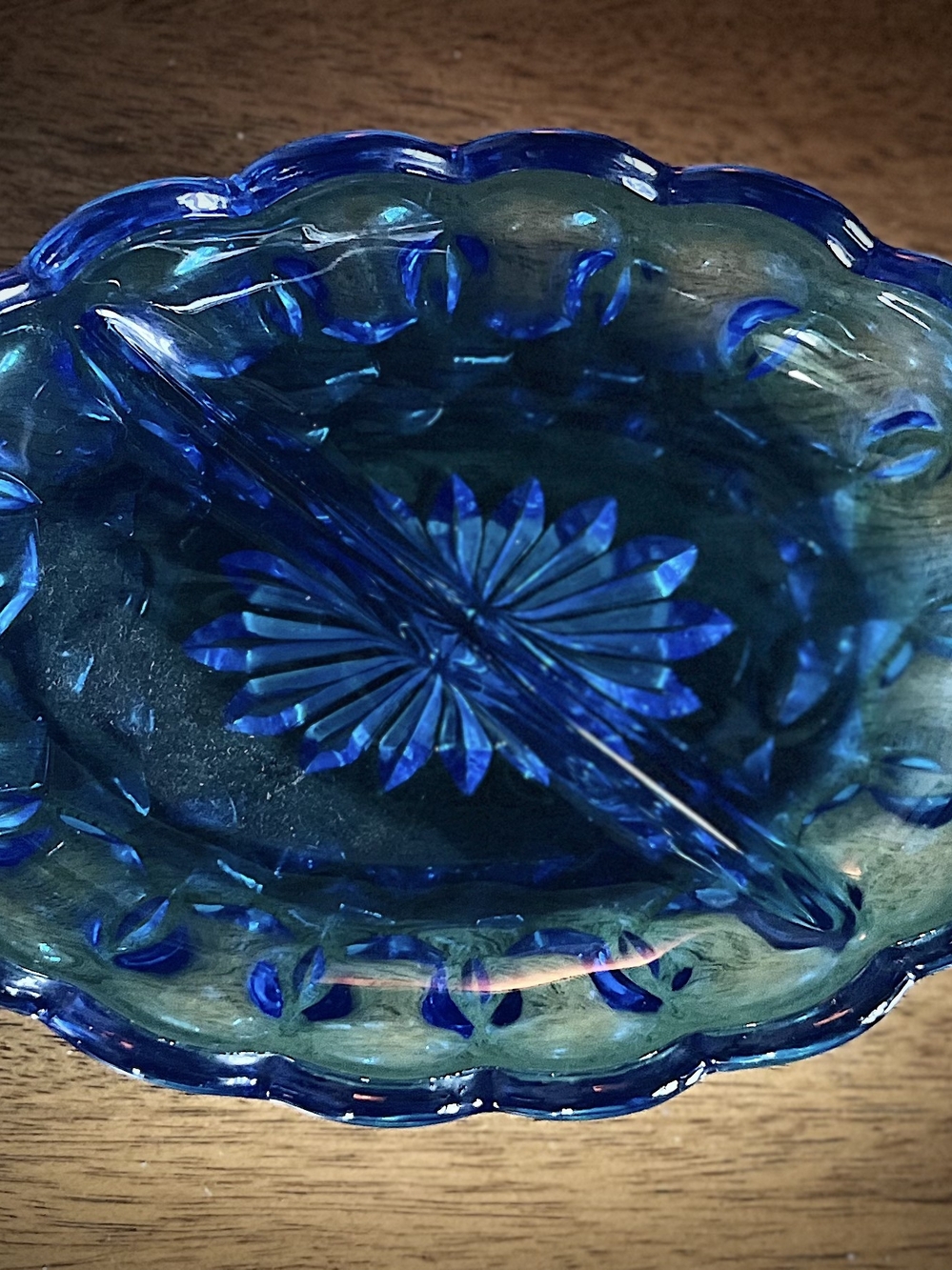 Vintage ANCHOR HOCKING Lazer Blue Fairfield Divided Oval Dish